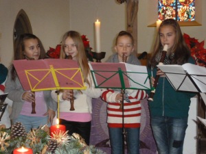 8a. Weihnachtliche Flötenmusik am Altar